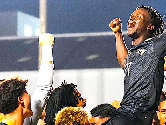 No. 19 UCF men’s soccer downs Mercer, 3-1, in season opener