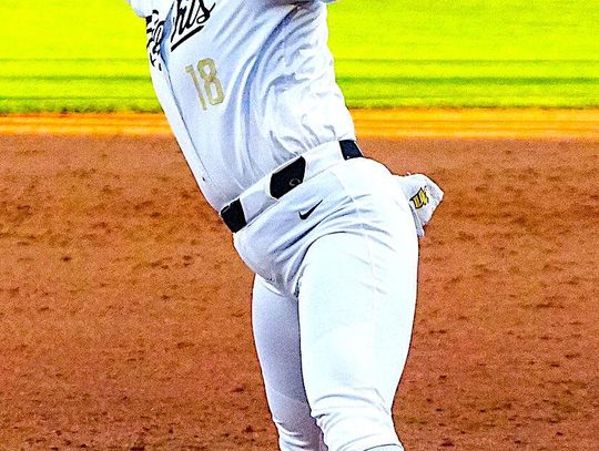 No. 21 UCF softball falls at No. 3 Florida, 3-0