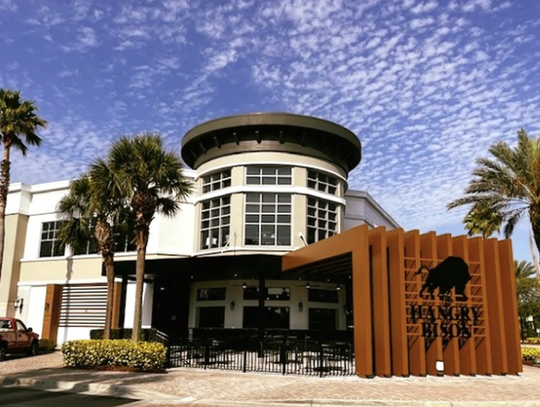 The Hangry Bison Restaurant Opens in Lake Mary as Site Selection Rep CrossMarc Services Negotiates for More Sites in Florida