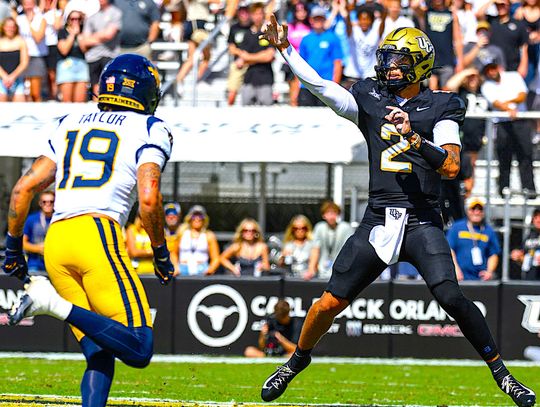 UCF football ends streaks in dominant Homecoming win over West Virginia