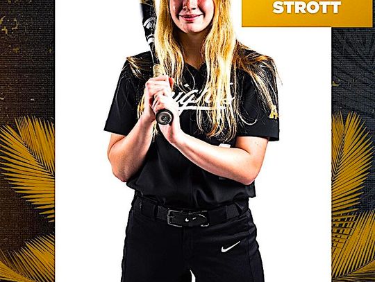 UCF softball blasts eight home runs in 14-13 win at Stetson