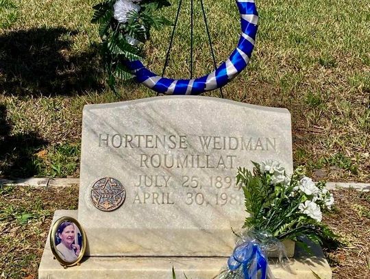 US Daughters of 1812 holds grave marking for founding officer